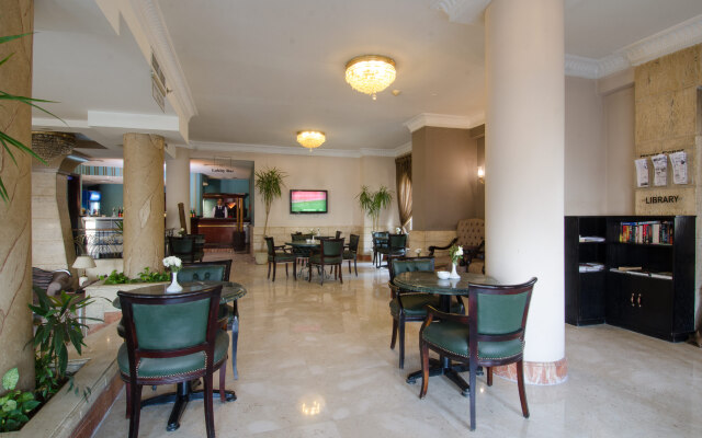 Swiss Inn Nile Hotel