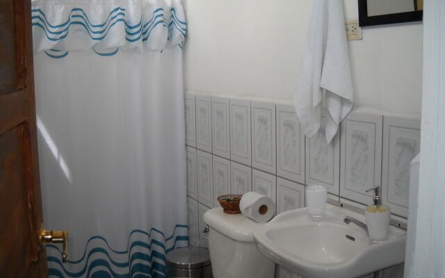Lajuela BnB & Hostel