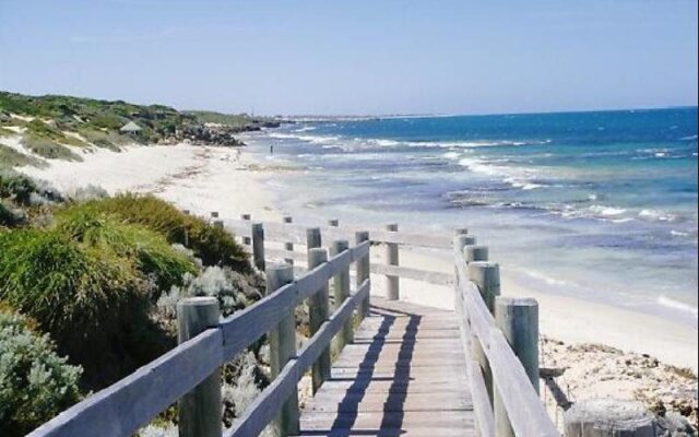 Burns Beach Bed & Breakfast