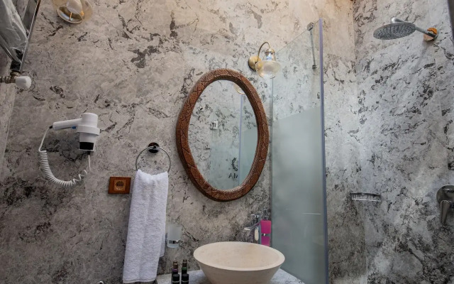 Roma Cave Suite Hotel