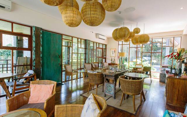 Tejaprana Resort & Spa