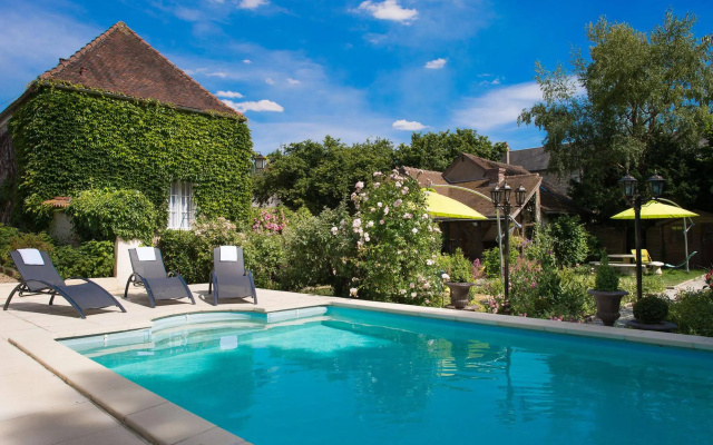Aux Charmes de Maintenon - Adults Only