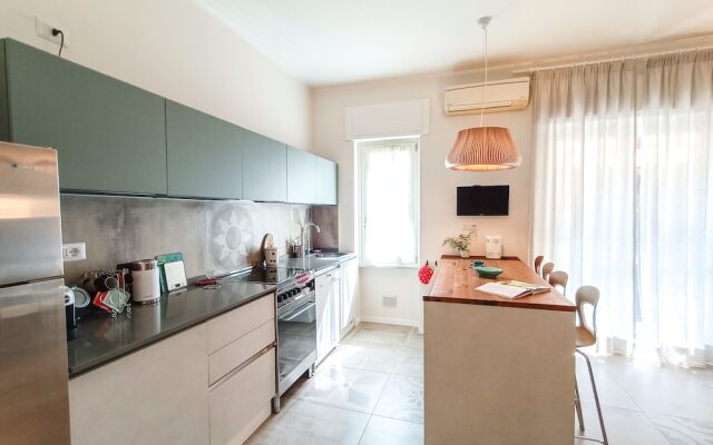 JOIVY Bright Flat W/2 Balconies & Sea View
