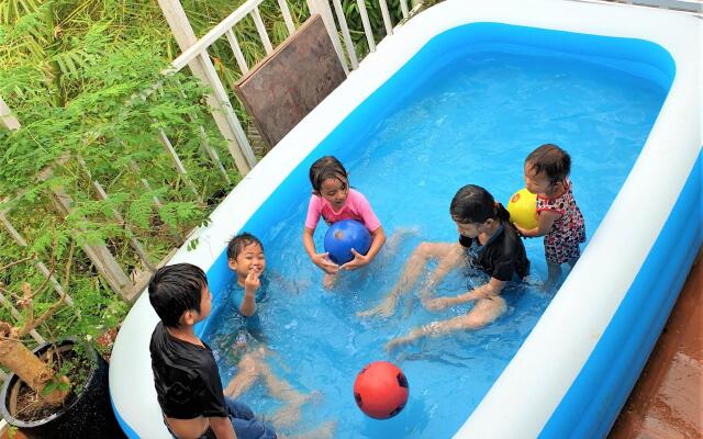NILA HOUSE Sharia Family Home Stay