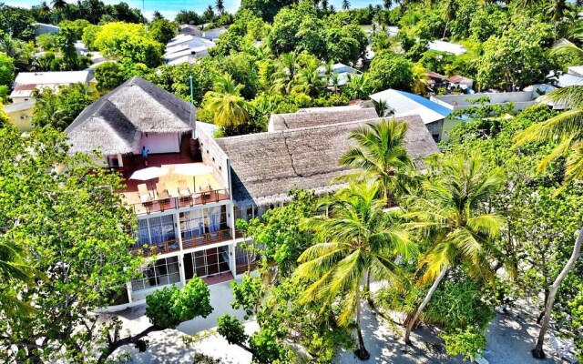 Athiri Beach Maldives