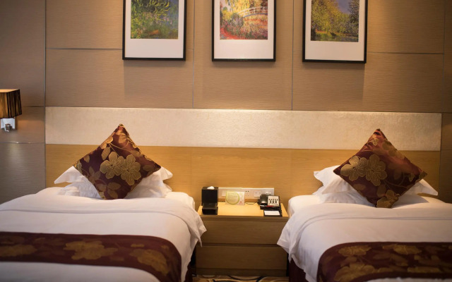 Suzhou Sun Plaza Hotel