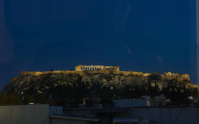 Elite Ermou Suites