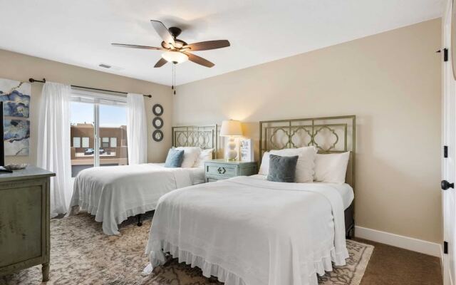 Desert Oasis by RedAwning