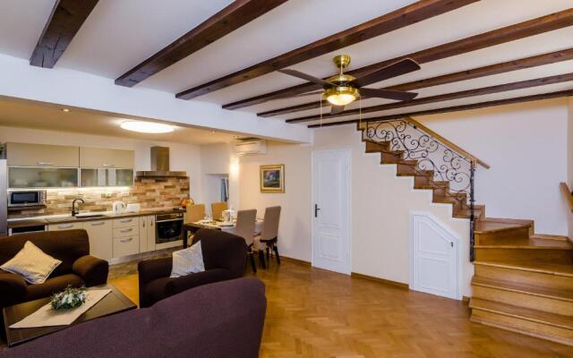 Apartment Maru Prestige