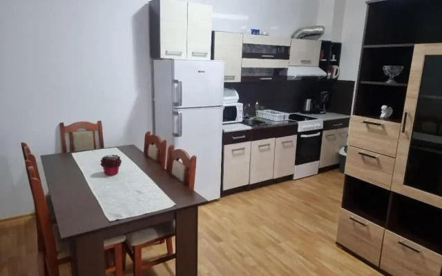 Sunny Day 6 Apartment