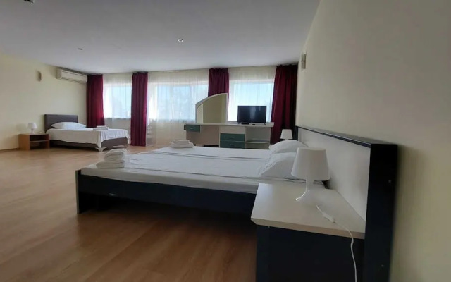 Quartz Hotels Varna Briz