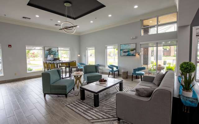 Best Western Plus Vermilion River Inn & Suites