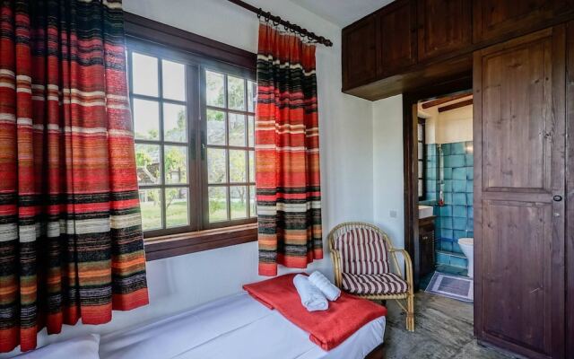 Sonia Rustic Mansion - 5bd 30 Sec Walk T