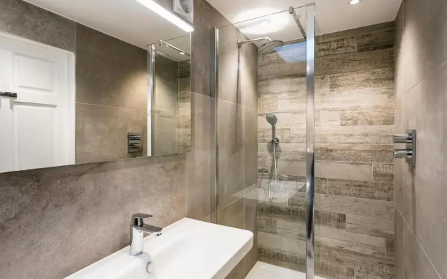 The Lodge Rooms @ Carus Green