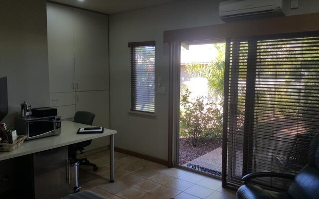 Samson Beach Chalets