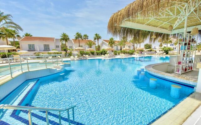 Long Beach Villas