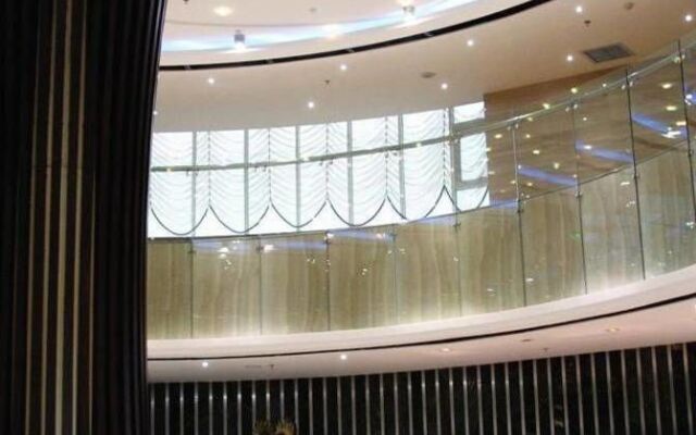 Rongcheng Celebrity Hotel High Speed Rail Station Shop
