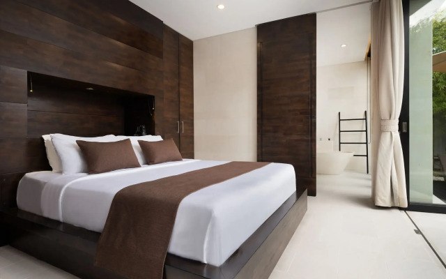 eqUILIBRIA SEMINYAK