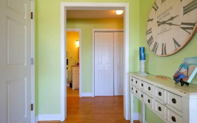 Park Place Duplex - 6 Br Home