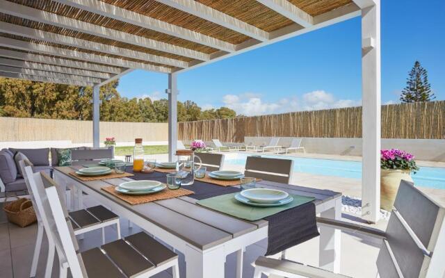 Sariva Villa CaseSicule - Private Pool, Beach at 50 m