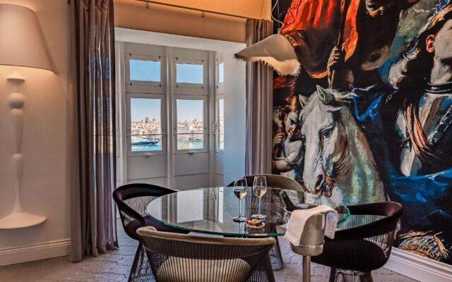 Iniala Harbour House