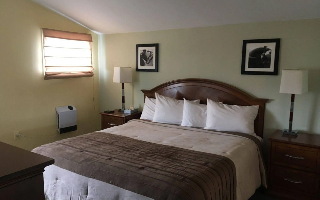 The Grenville Hotel and Restaurant