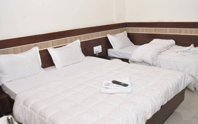 SPOT ON 10418 Hotel Sai Pancham