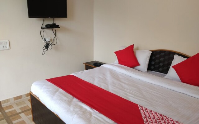 OYO 17380 Lord Krishna Himalayan Hotel