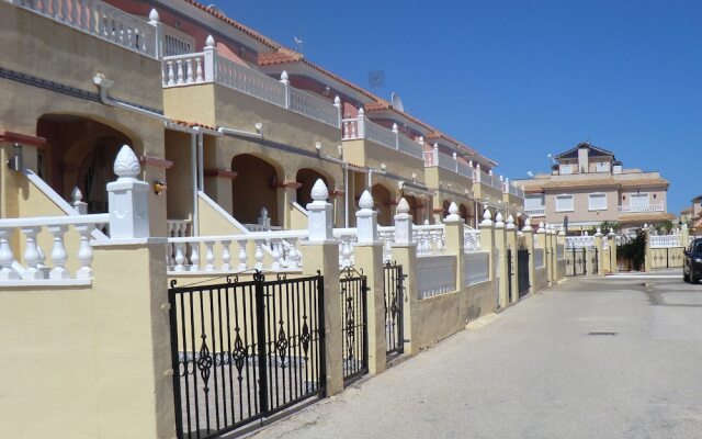 Casas Holiday-Playa Cabo Roig