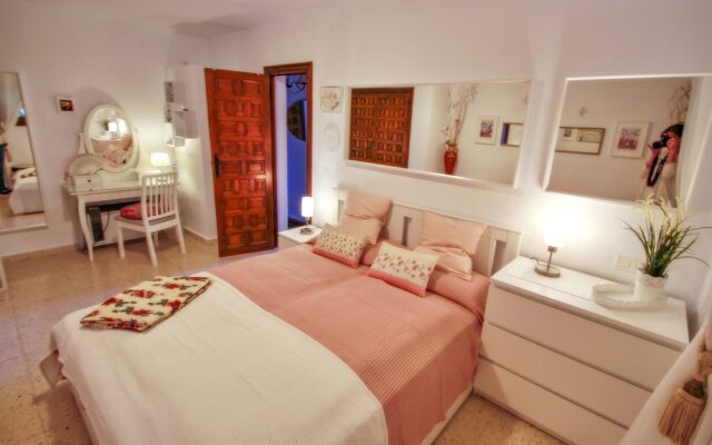 Monica II - holiday home with private swimming pool in Benissa
