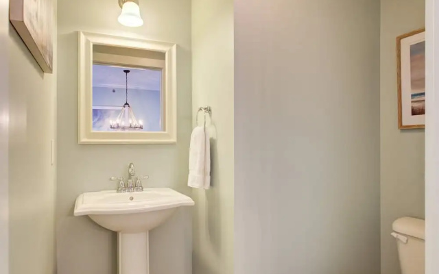 Waterscape B608 2 Bedroom Condo