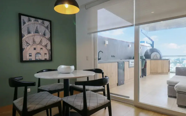 Elegant 3BR Duplex With Balcony in Miraflores
