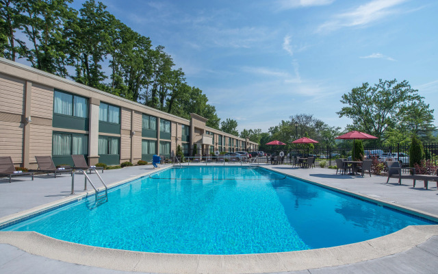 Hotel MTK Mount Kisco