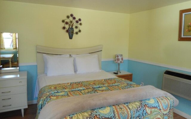 Flower Field Inn & Cottages