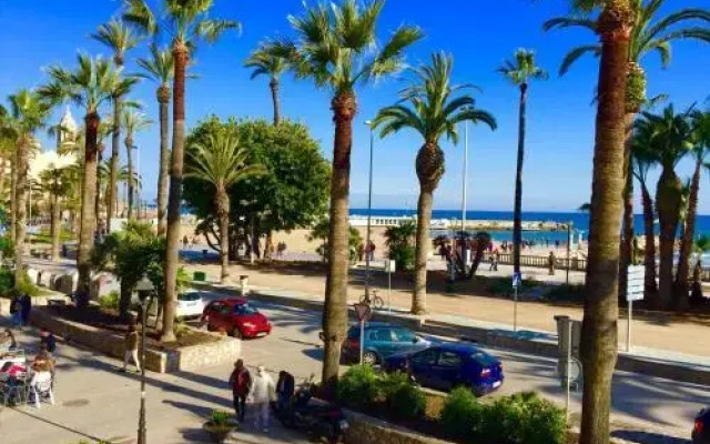 Sitges Seafront Ribera Apartment