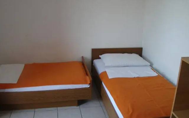Apartments Dora