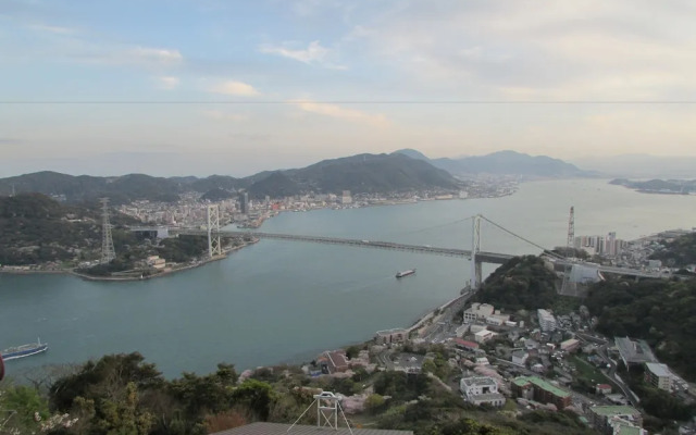 Ark Blue Hotel - Hostel