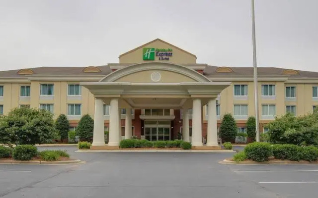 Holiday Inn Express & Suites Sylva - Western Carolina Area by IHG