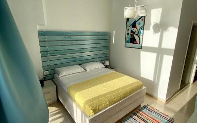 Saranda Hotel
