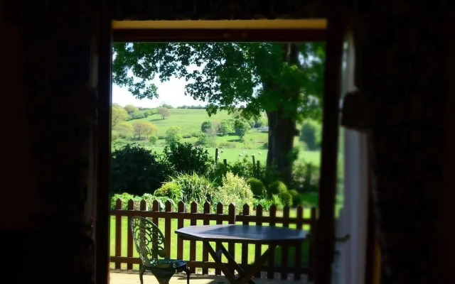 Riverside Barn Guest House