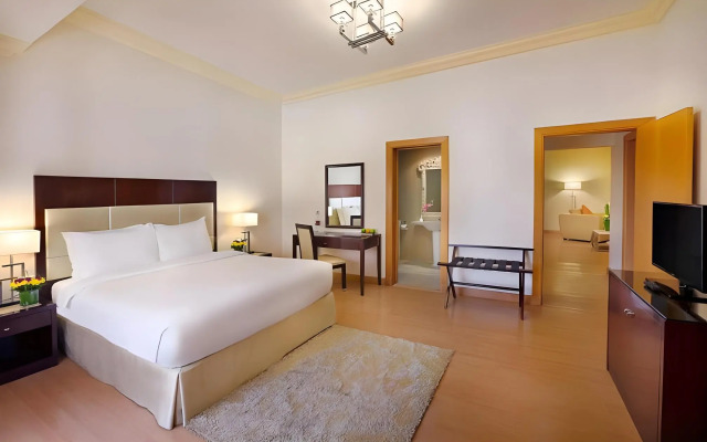 Al Safir Hotel & Tower