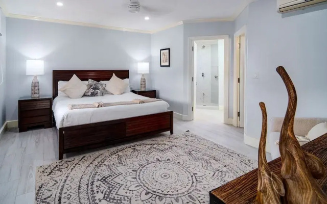 Sapphire Beach 213 3 Bedroom Apts
