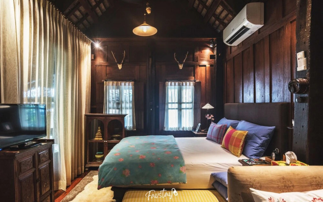 Baan Mahabhirom by Favstay