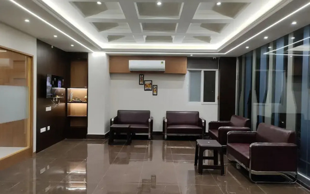 Royal Rooms and Banquet