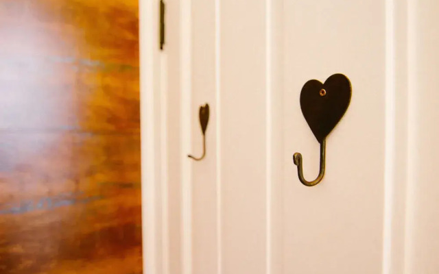 Petunia - Guest House