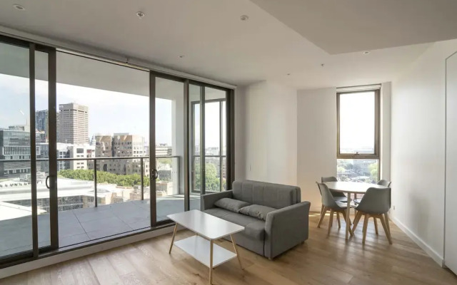 Modern Apartment in Darling Harbour