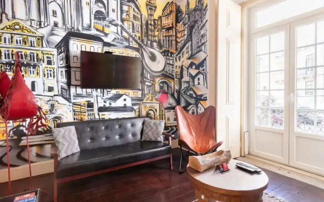 Artistic Alfama 4BR Cathedral Views Tram 28