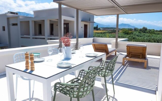 Mikro Livadi Special Lodges