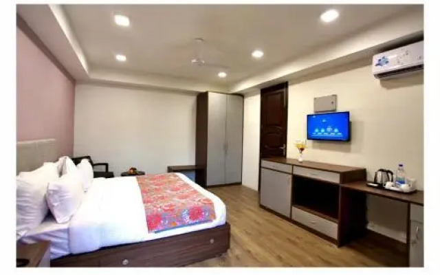 Phoenix Suites