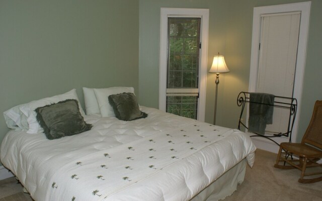 Moss 3 Bedrooms 2.5 Bathrooms Home